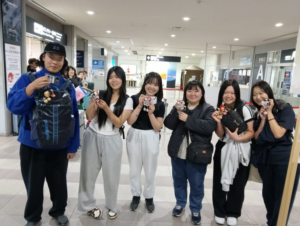 2026年1月から10週間の留学を終えて帰旭した生徒たち